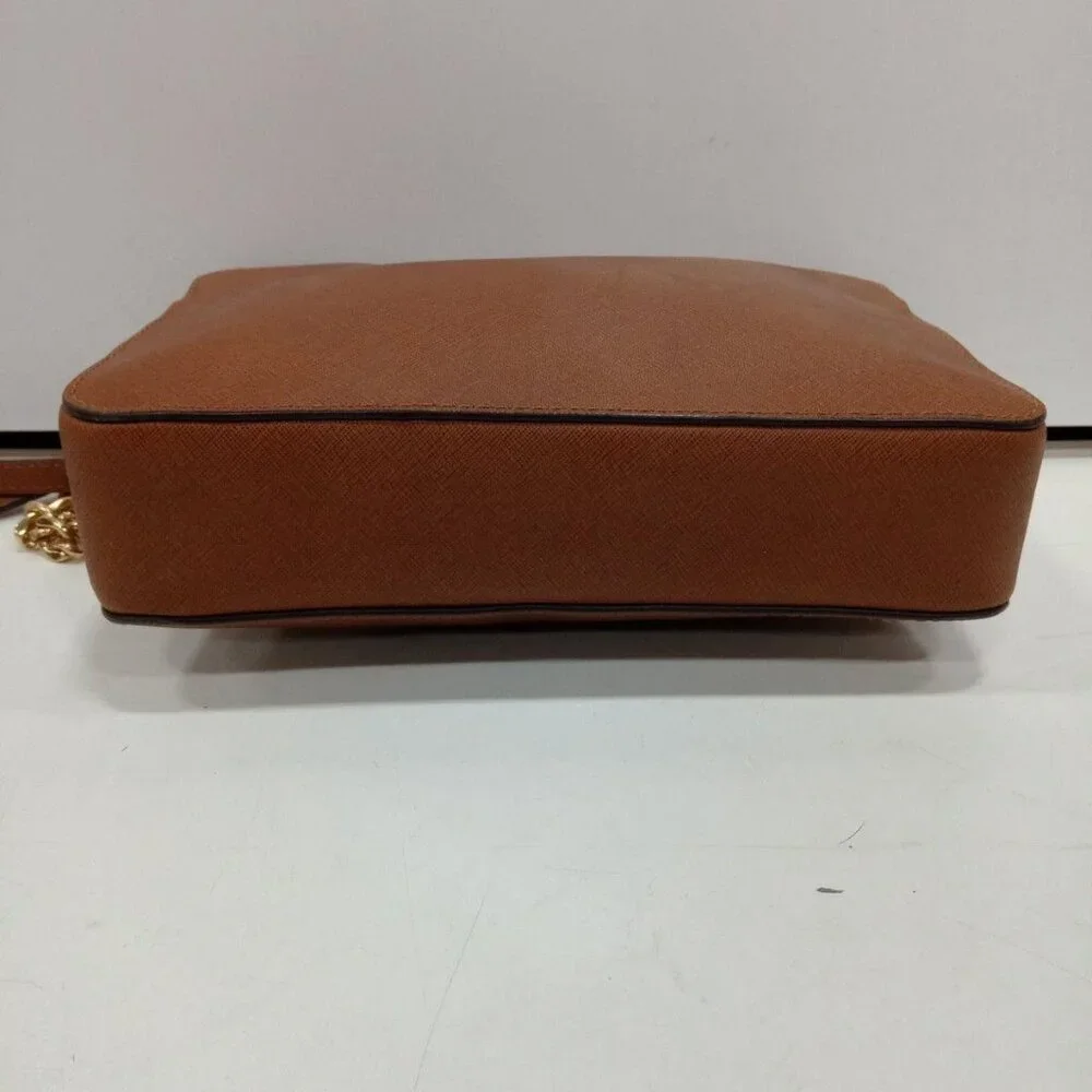 GUC Michael Kors Jet Set Saffiano Leather Crossbody Bag